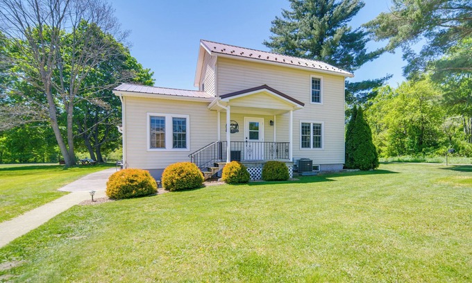 Centerville House | Pet-Friendly Centerville Home w/Fire Pit & Grill