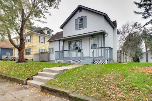 Brainerd House | Pet-Friendly Cottage in DWTN Brainerd