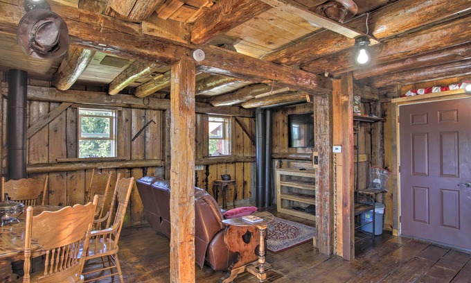 Fond du Lac Apartment | Pet-Friendly Countryside Cottage w/Fire Pit!