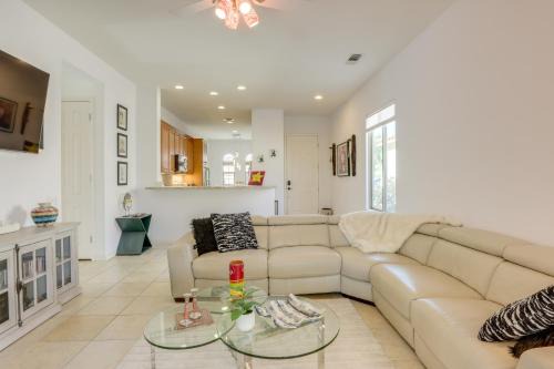 Indio House | Pet-Friendly Indio Home with Hot Tub 55 and Community