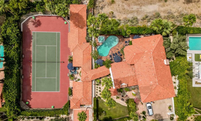 The Mesa House | Pet-friendly luxury estate in The Mesa, 360-views in South Palm Springs