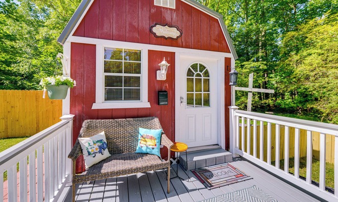Raleigh Apartment | Pet-Friendly Raleigh Tiny Home w/Patio