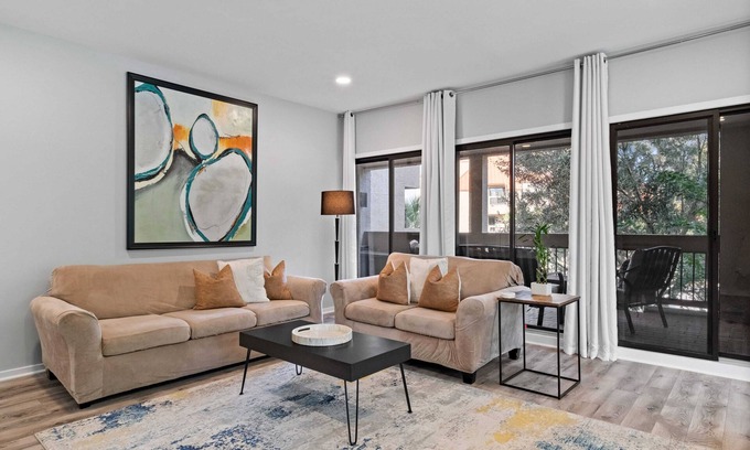 Shelter Cove Condo | Pet Friendly- Palmetto Dunes-Shelter Cove-Neptune-Luxury Villa