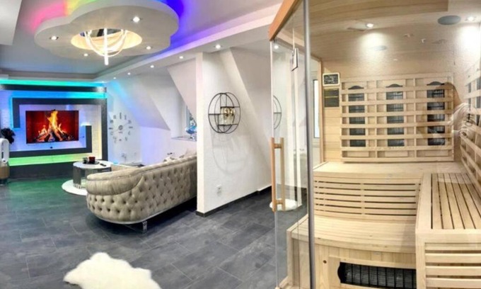 Dortmund Apartment | Phöenixpalace Whirlpool & Infarotsauna