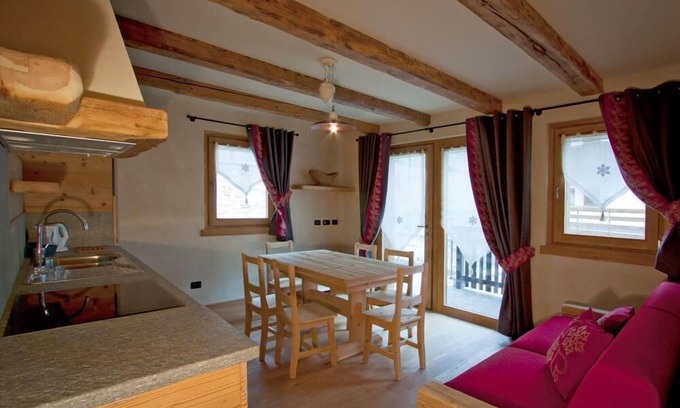 Valdisotto Apartment | Piatta: Delightful, cosy Chalet with extensive garden