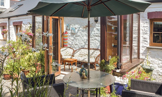 Haverfordwest Cottage | Picked for its charm and character and close to a plethora of walks.