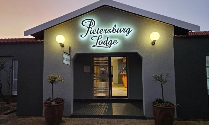 Polokwane House | Pietersburg Lodge