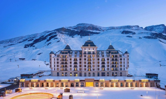 Qusar Hotel | Pik Palace, Shahdag, Autograph Collection