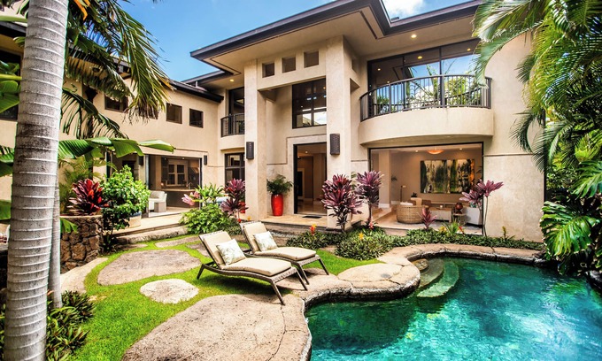 Kahala House | Pili Pono by Gather: Elegant Honolulu Retreat w/Pool & Private Oasis