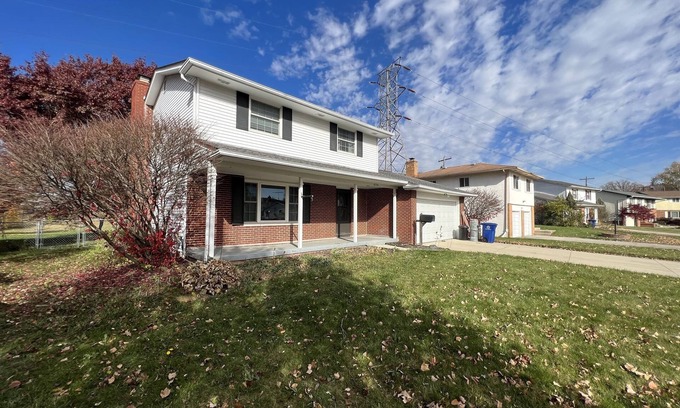 Columbus House | Pinball House | Pet-Friendly | Quiet Neighborhood