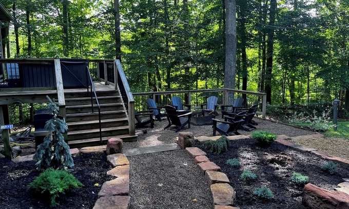 Butler Cabin | Pine Lane is your cozy, pet-friendly escape -w/hot tub, fire pit, & peaceful vibes near Mohican
