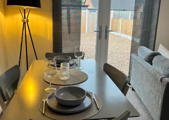 Scunthorpe Apartment | Pinecone Cottage