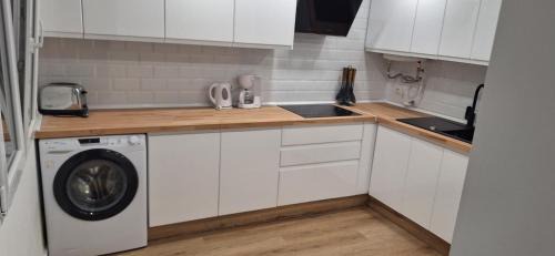 La Linea de la Concepcion Apartment | Piso centrico