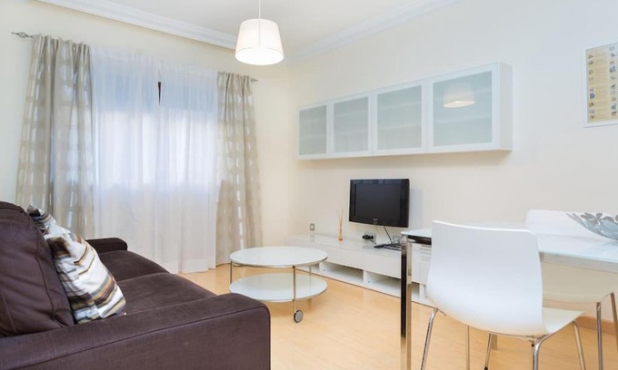 Historical Center Apartment | Piso Gexel Casco histórico con garaje