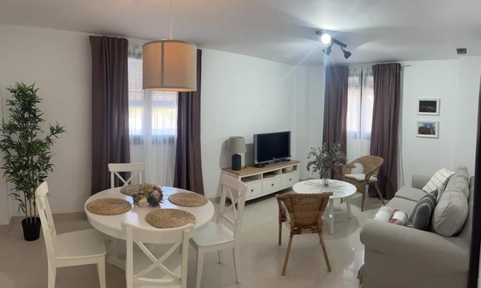 Guadix Apartment | Piso Turístico Julia Gemela Acci, Situado en el Casco Histórico de Guadix