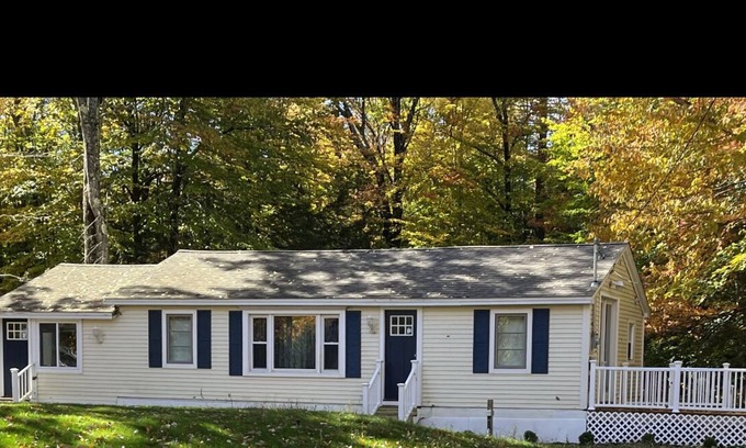 Middleton House | Plan now for 2023-Winter, Spring, Summer & Fall at Sunrise Lake