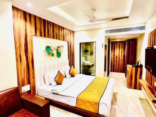Itarsi Hotel | Platinum Resort