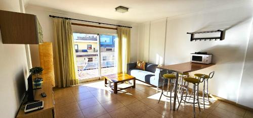 Playa San Juan Apartment | Playa San Juan next to the Beach
