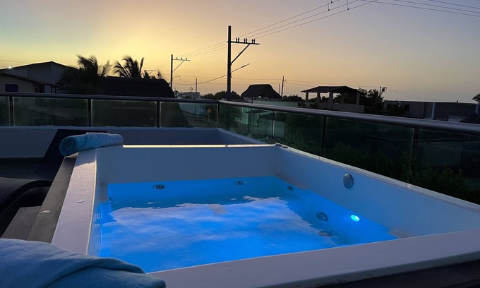 Juan de Acosta House | Playa y Jacuzzi con las estrellas en Salinas