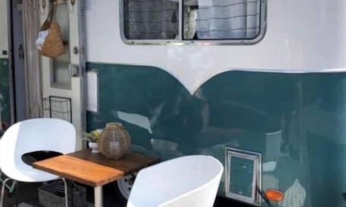 Darnestown House | Pleasant Cozy Airstream with Amazing Stargaze and Farm Views in Maryland