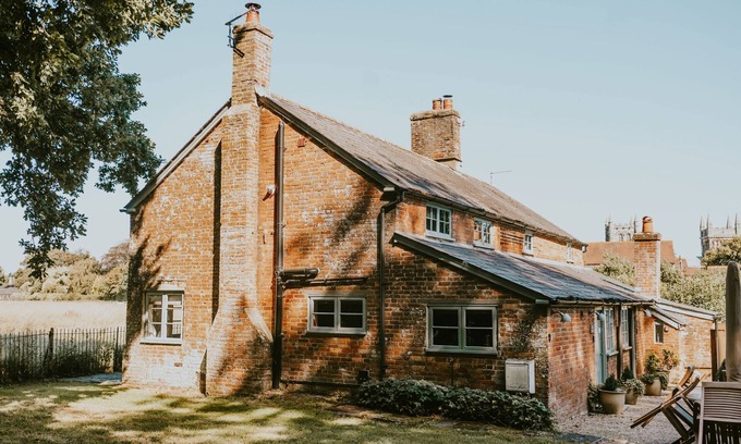 Wimborne Cottage | Plum Cottage - An 18th Century cottage on the edge of Wimborne