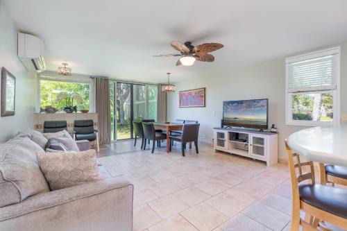 Kahuku Apartment | Plumeria Tree Hale - Golf Course View - Sleeps 4