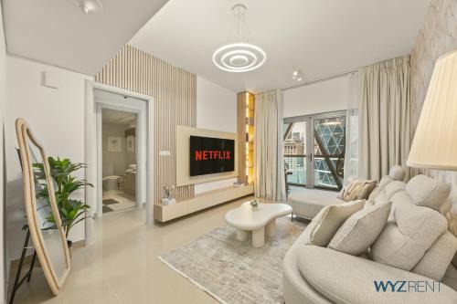 DIFC Apartment | Plush 1BR Park Tower Museum of the Future & Metro