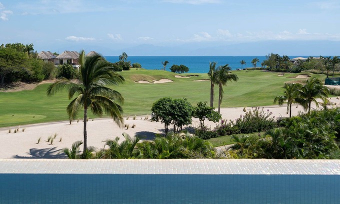Punta de Mita Condo | PM Ocean & Bay Views - Golf, Beach Clubs, 6 pax Cart, Private Pool, HK & more!