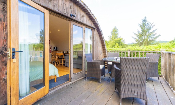 Llangammarch Wells House | Pod2 Kingfisher Powys River Glamping Pods Builth Wells Wales