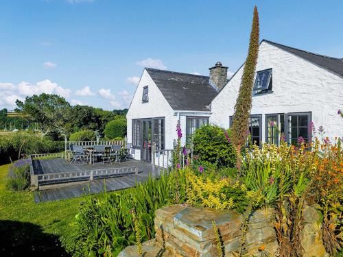 St. Just in Roseland House | Point House