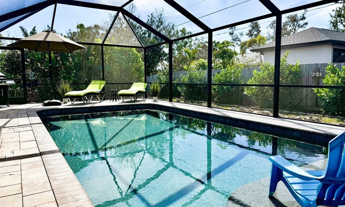 South Venice Villa | Pool & Beach – Pefect Getaway for Families - Enjoy Shark Teeth Hunting - WiFi