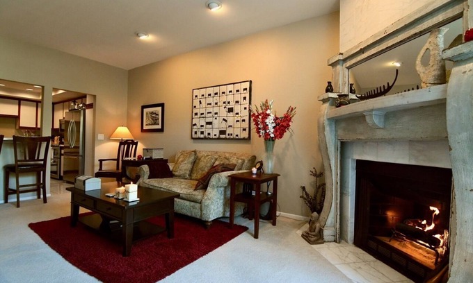 Playa Del Rey Condo | Pool View 2BR-2BA by LAX & Beach