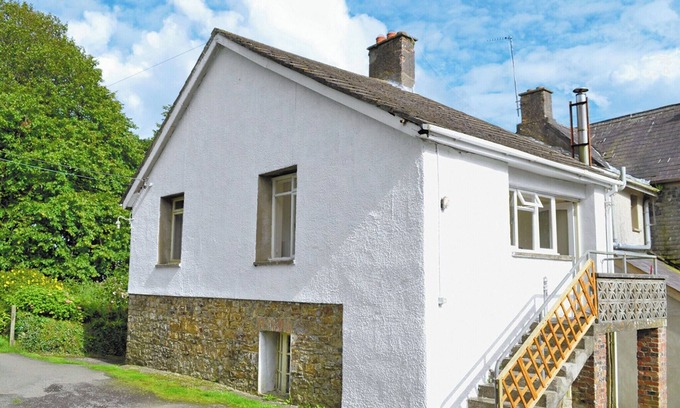 Haverfordwest Cottage | Popehill Farm Apartment