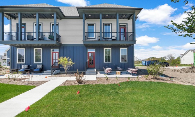 Ottawa House | Port Place Paradise 4 bed 4 bath