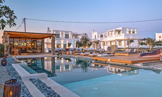 Glastros Hotel | Portes Suites & Villas Mykonos