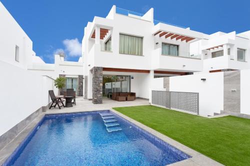 Los Cristianos Villa | Portofino Resort