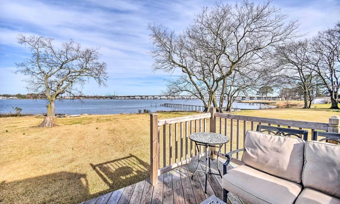 Portsmouth House | Portsmouth Waterfront Vacation Rental w/Deck