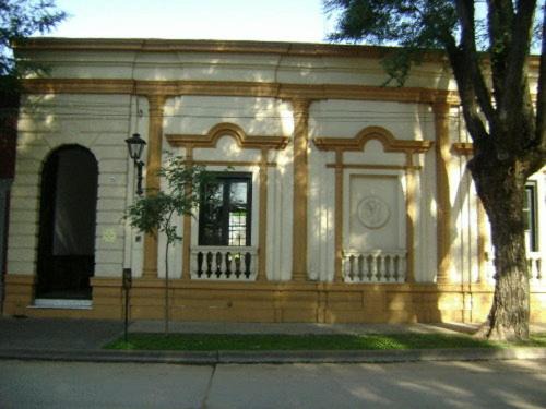 San Antonio de Areco Hotel | Posada De La Plaza