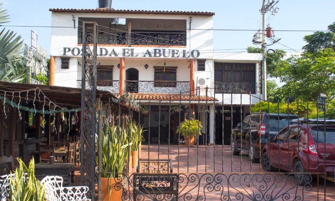 Villa del Rosario House | Posada El Abuelo