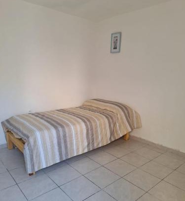 Guadalupe House | Posada Gómez