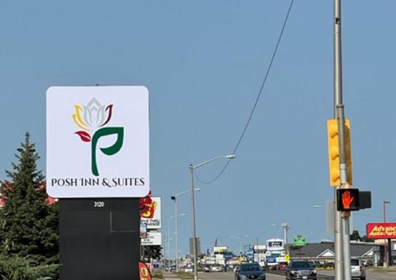 Wisconsin Rapids Hotel | Posh Inn & Suites