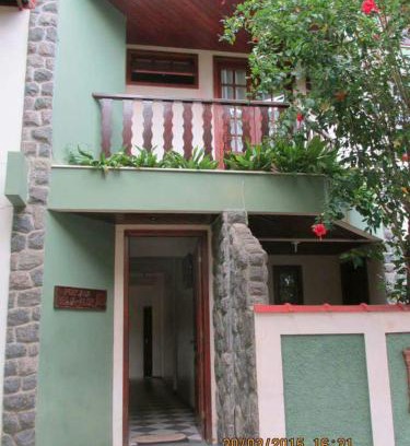 Cambuci Hotel | Pousada Beija Flor