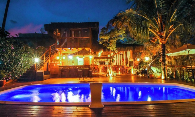 Centro Comercial Hotel | Pousada de Charme Emirados