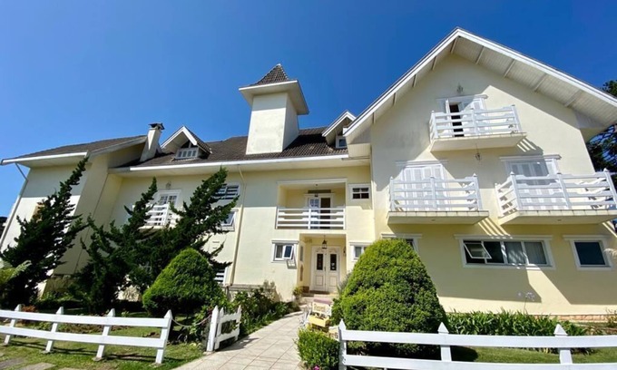 Campos do Jordao Hotel | Pousada Dom Alfredo José