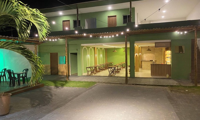 Barra do Gil Hotel | Pousada Galeria