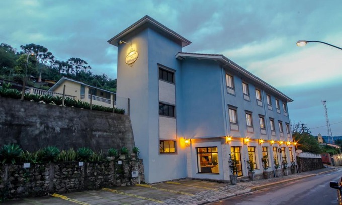 Santo Antonio do Pinhal Hotel | Pousada Il Villaggio