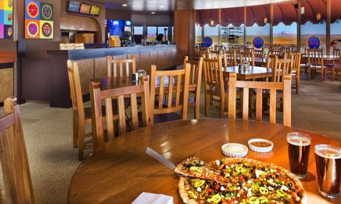 Wahweap Resort | Powell Lake Escape! Discover the Wonder of Western America!Parking, Sauna, Pool
