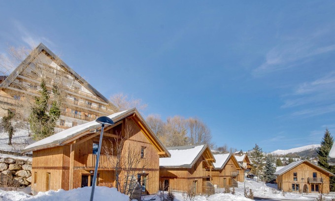 Gresse-en-Vercors Condo | Près des Pistes | Chalet Authentique + Parking