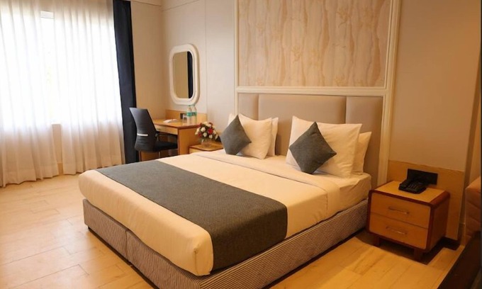 Bareilly Hotel | Prakash Continental