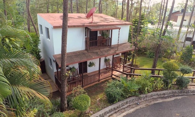 La Vega Province House | Preciosa villa en las montas